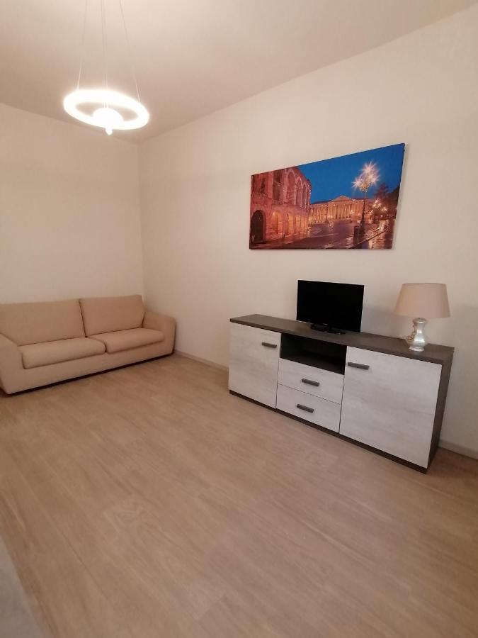 V & G House Apartment Verona Ngoại thất bức ảnh